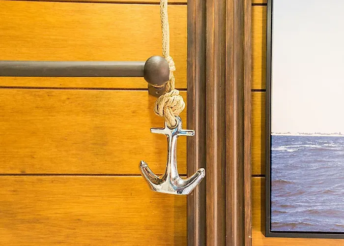 Citycenter Pirates Room, Young People Only