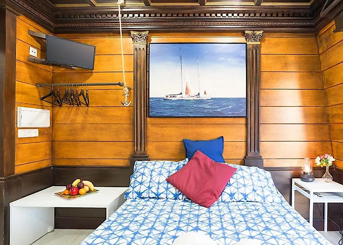 Citycenter Pirates Room, Young People Only